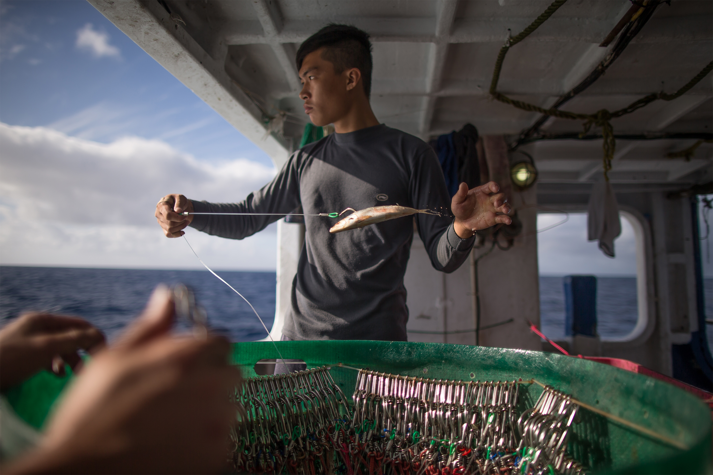 TNC is working with fishermen in Palau to test new fishing practices and to sustainably manage the Pacific tuna fishery, the world’s largest tuna fishery.